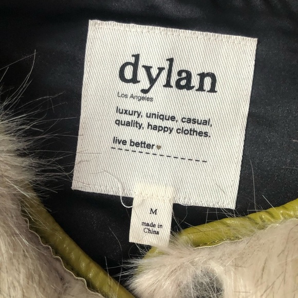 Dylan  Faux Fur No sleeve vest Size M - Picture 6 of 6